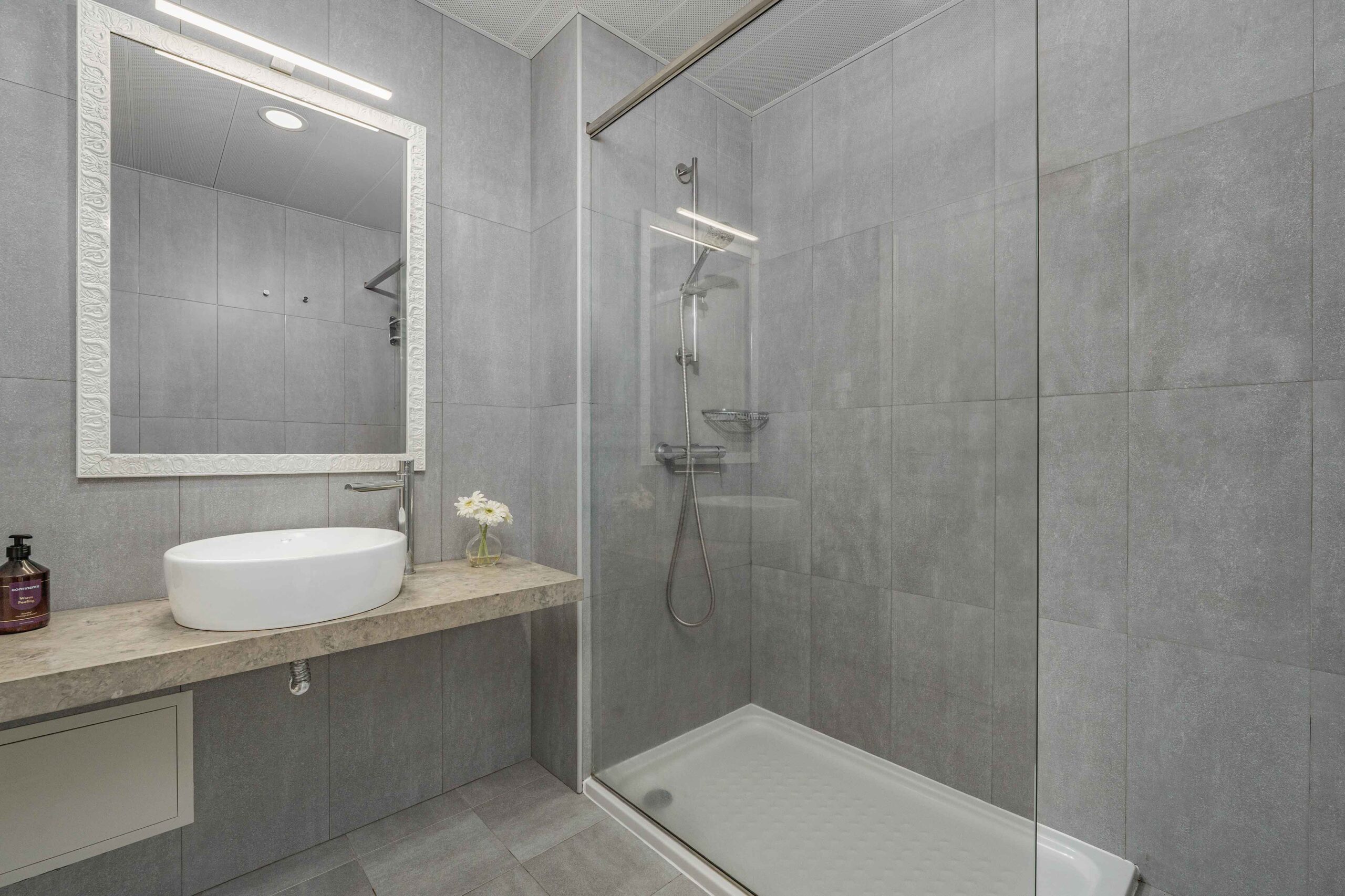 studios-funchal-Wc1